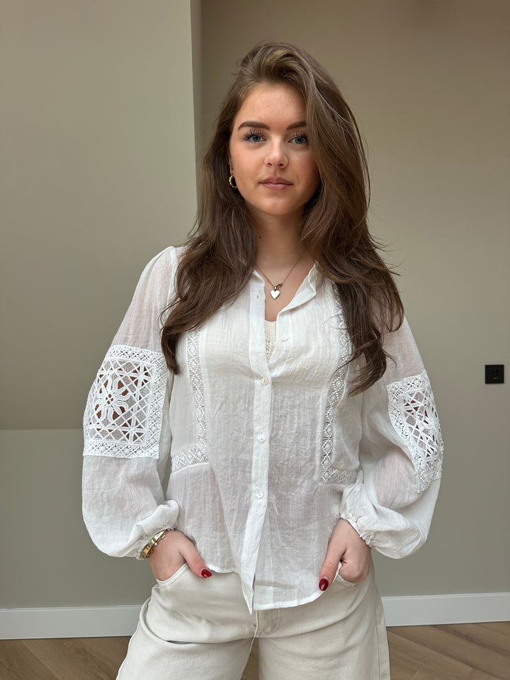 Luna Lace Blouse