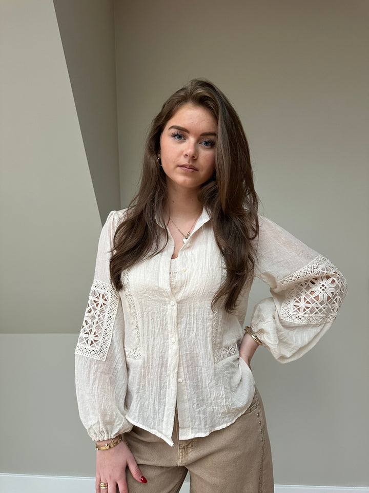 Luna Lace Blouse