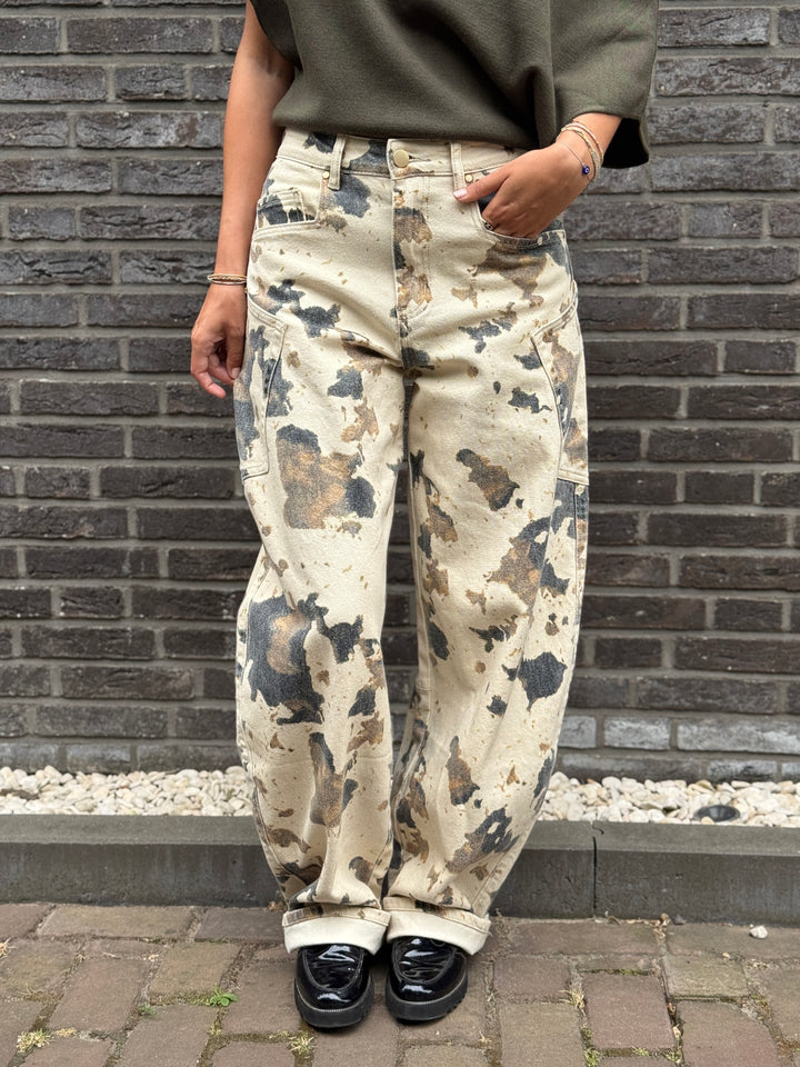 Printed Barrel Jeans - PRE ORDER