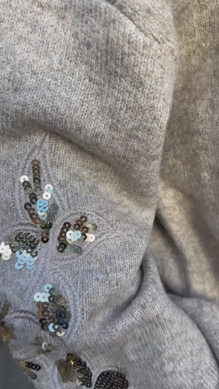 Blooming Sleeve Knit